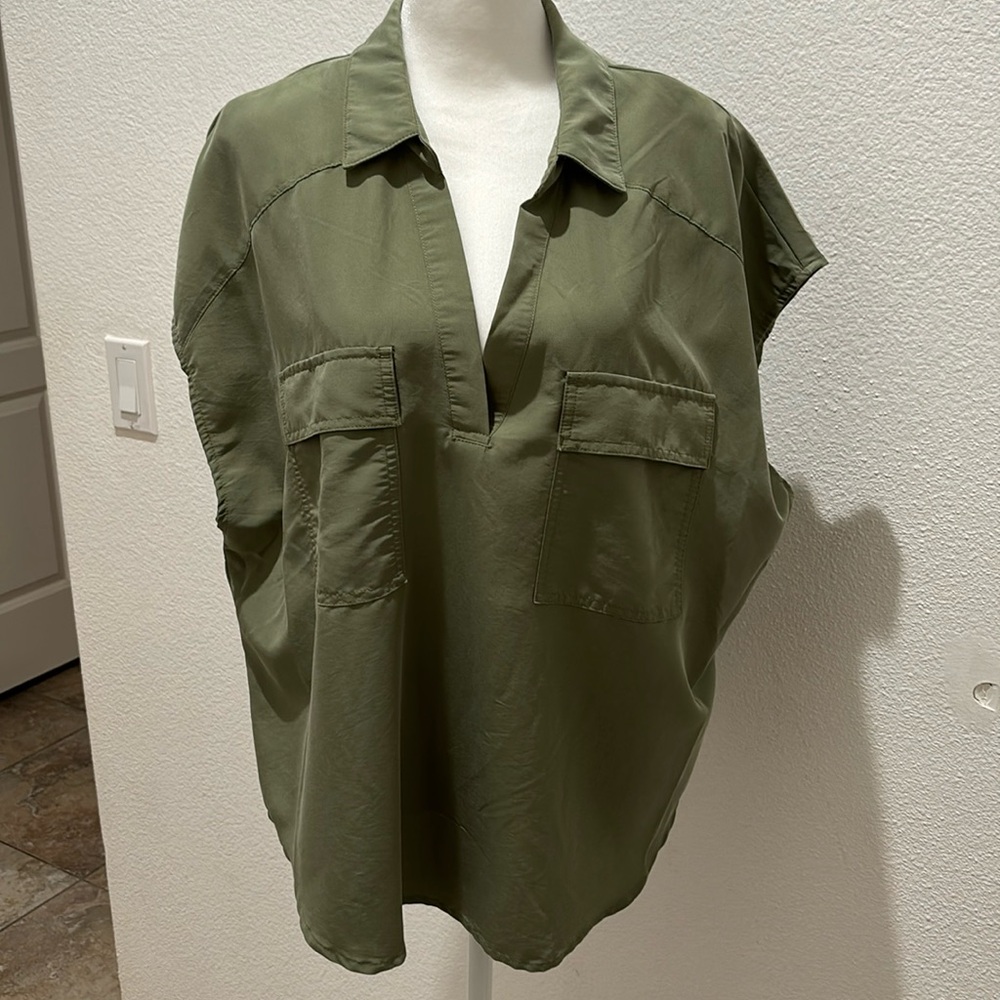 Old Navy XL sleeveless top